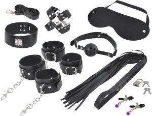 Kit de BDSM ISO TRADE - Los mejores kits de juguetes sexuales que comprar por internet - Mejor kit de BDSM del mercado